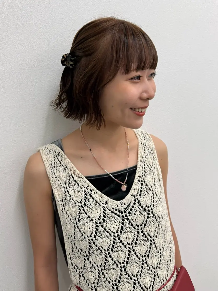 ショート カラー ベージュカラー ブリーチ デザインカラー ブリーチなしカラー カット ヘアカラー トリートメント azumi/ベージュ /オリーブ/縮毛のヘアスタイル