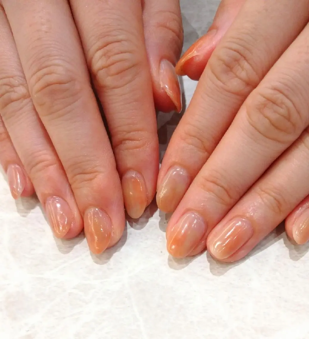 ネイル ニュアンスネイル ハンドネイル 會田 瑠衣のネイルデザイン