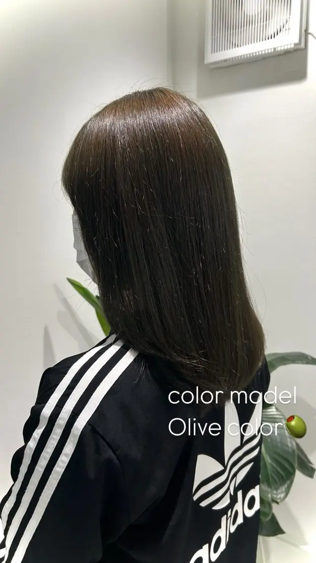 カラー 透明感カラー オリーブカラー 若尾 陽菜のヘアスタイル