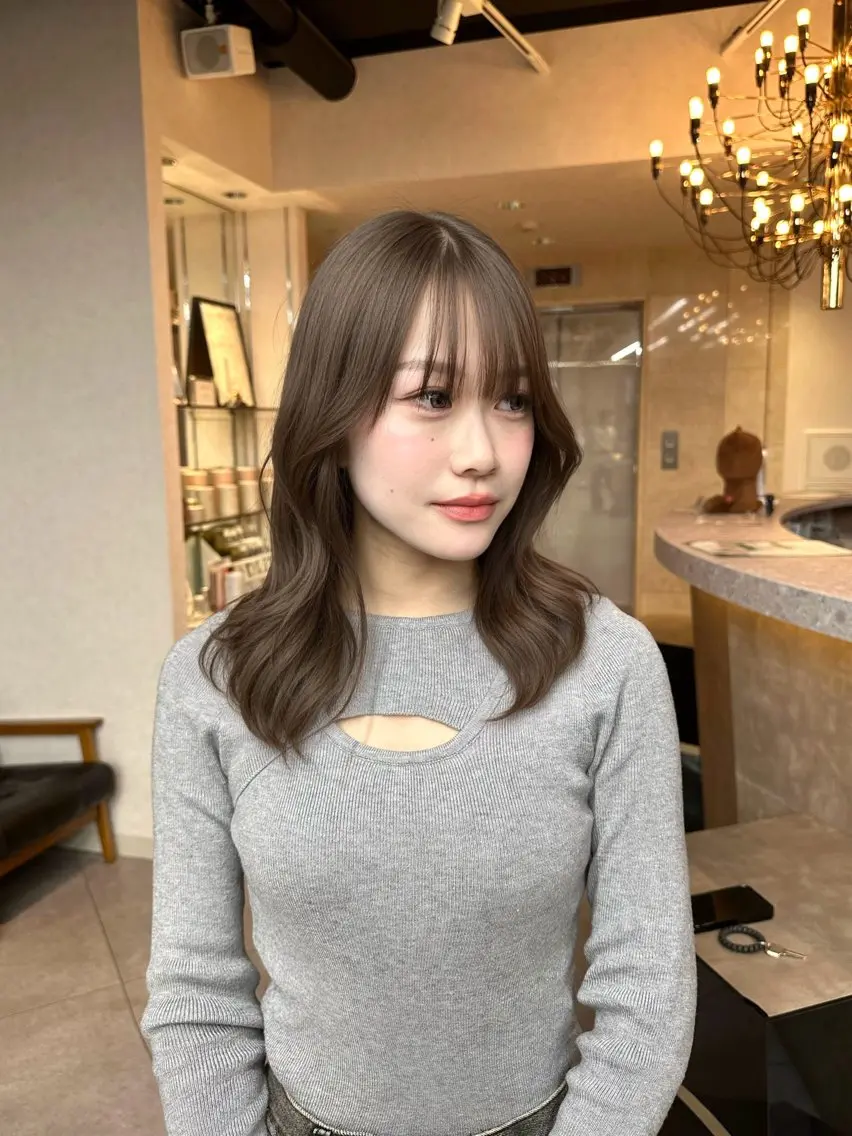 ミディアム ヘアカラー トリートメント レイヤー/ダブルカラ ー/透明感🩶ひかるのヘアスタイル