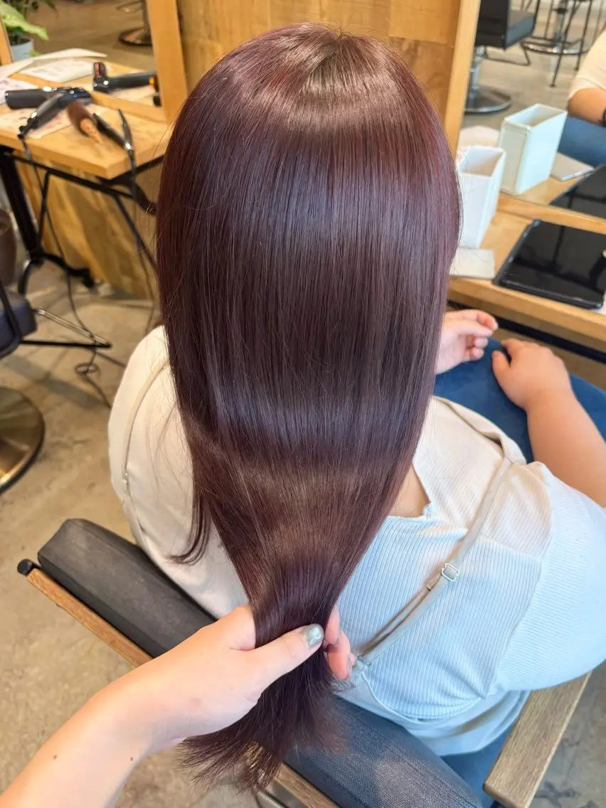 ロング カラー ブラウンカラー ピンクカラー ピンクブラウン カット ヘアカラー トリートメント 似合わせhair🪡 艶カラー/小由葵のヘアスタイル