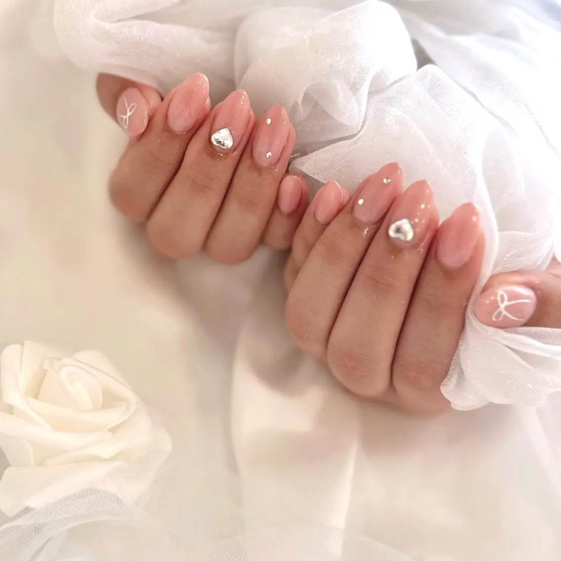 ネイル ハンドネイル sara : salon ELVIのネイルデザイン