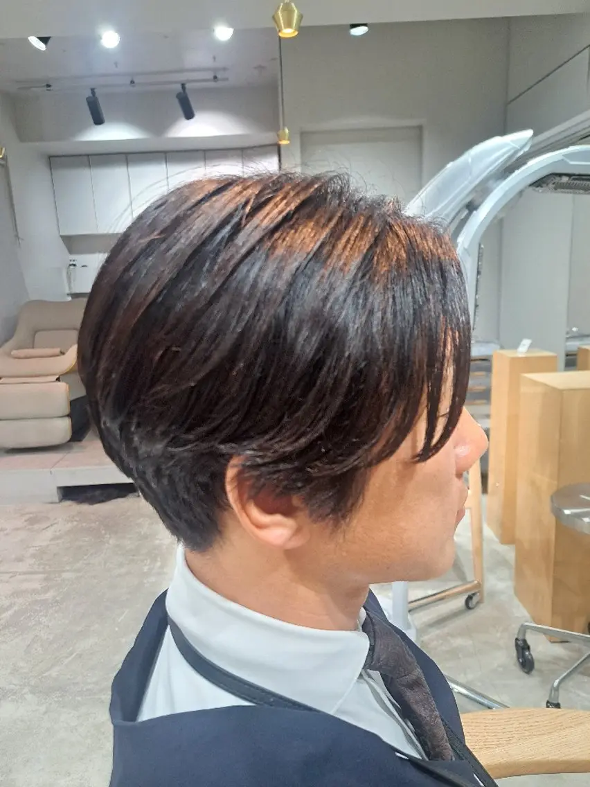 ショート クボ タのヘアスタイル