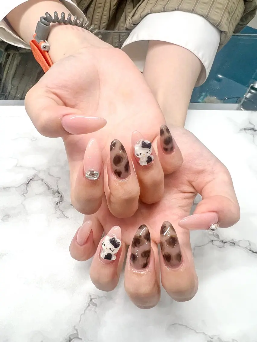 ネイル KUGO SALONのネイルデザイン