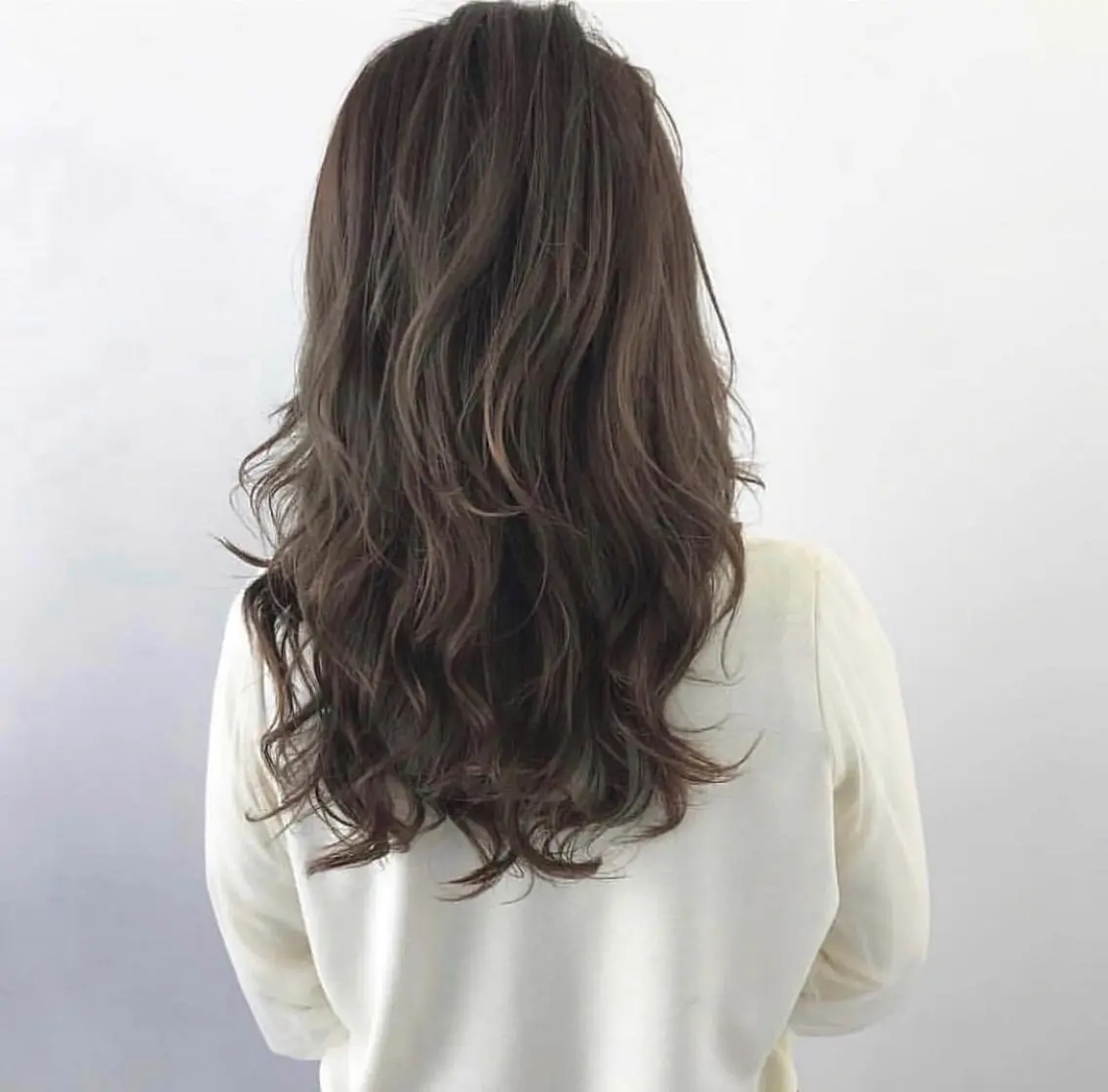 セミロング パーマ カット ヘアカラー 髪質改善くすみカラー 🍀/石川大輔のヘアスタイル