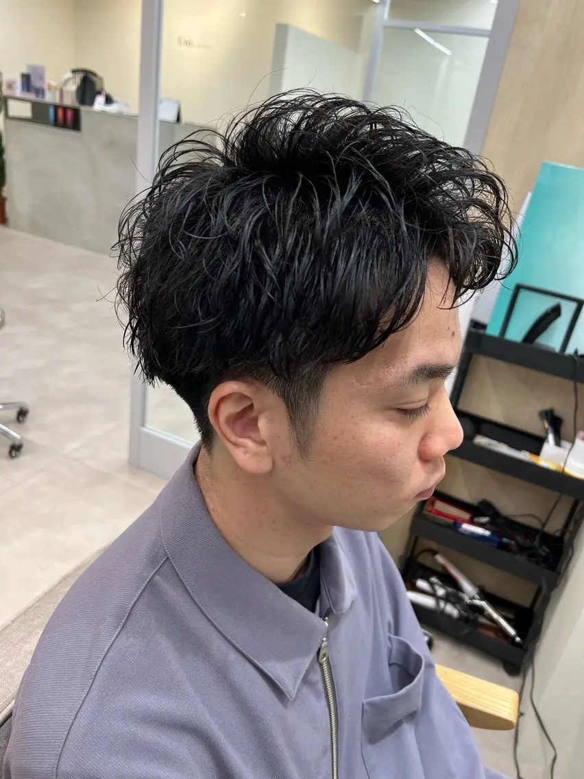 ショート メンズ アップバング ショートヘア メンズ レイヤー ウルフ 弓木啓輔のヘアスタイル