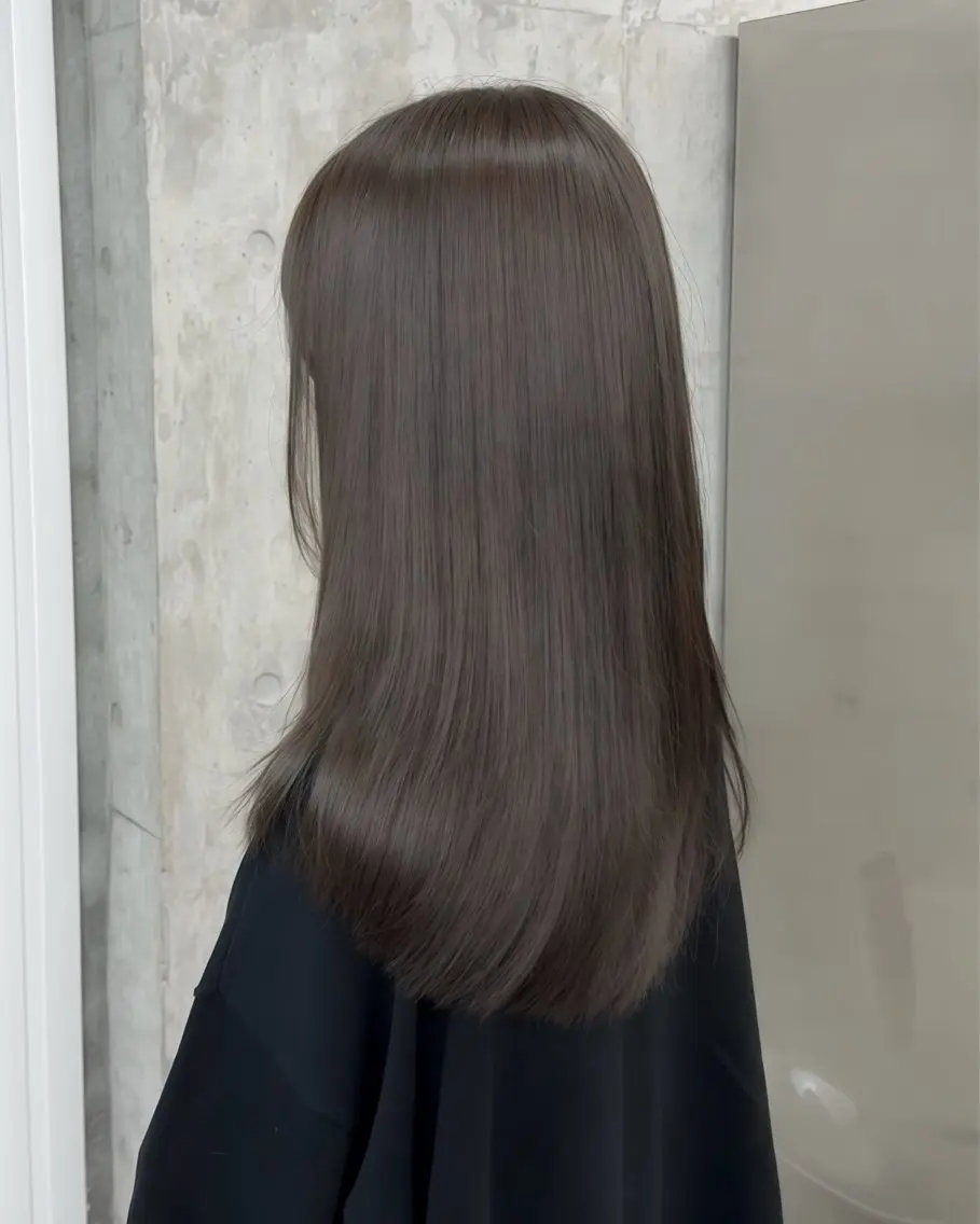 ロング カラー 透明感カラー グレージュ カット ヘアカラー トリートメント 高橋大樹/グレー ジュ/ブリーチなしのヘアスタイル