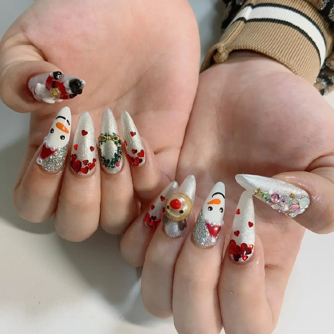 ネイル ･:*+.✳︎˚✧₊ MAKI NAILのネイルデザイン