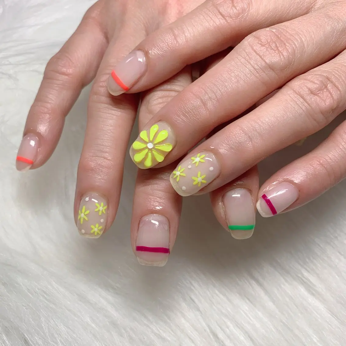 ネイル ハンドネイル 💅ネイルハウス🏡 🎀TOMO🎀のネイルデザイン