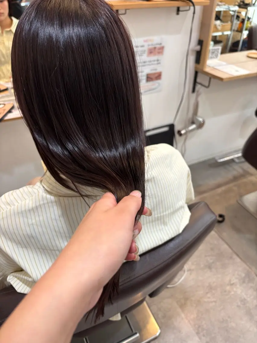 ロング カラー ダブルカラー ハイトーンカラー ボブ 顔周りカット 髪質改善 カット ヘアカラー トリートメント RISE SWELL 江坂momoneのヘアスタイル