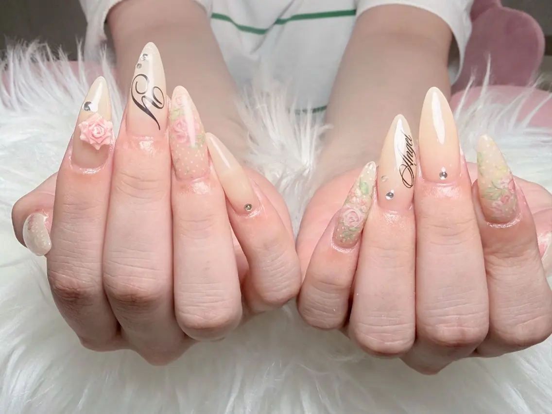 ネイル フレンチネイル グラデーション 韓国ネイル マグネットネイル ワンカラーネイル ハンドネイル Jang Nailのネイルデザイン