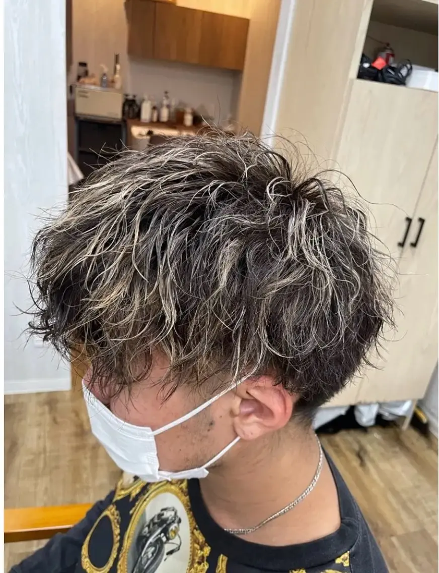 メンズカット+ナチュラルorツイストスパイラル系特殊パーマの写真