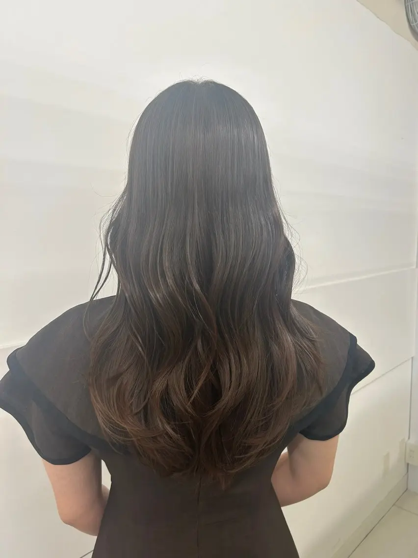 ロング カット ヘアカラー 🩵️⋆*BASSA ゆうきのヘアスタイル