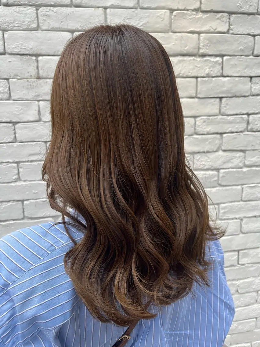 ミディアム カット ヘアカラー トリートメント 🌈透明感カラー🌈 🌟吉田祐介🌟のヘアスタイル