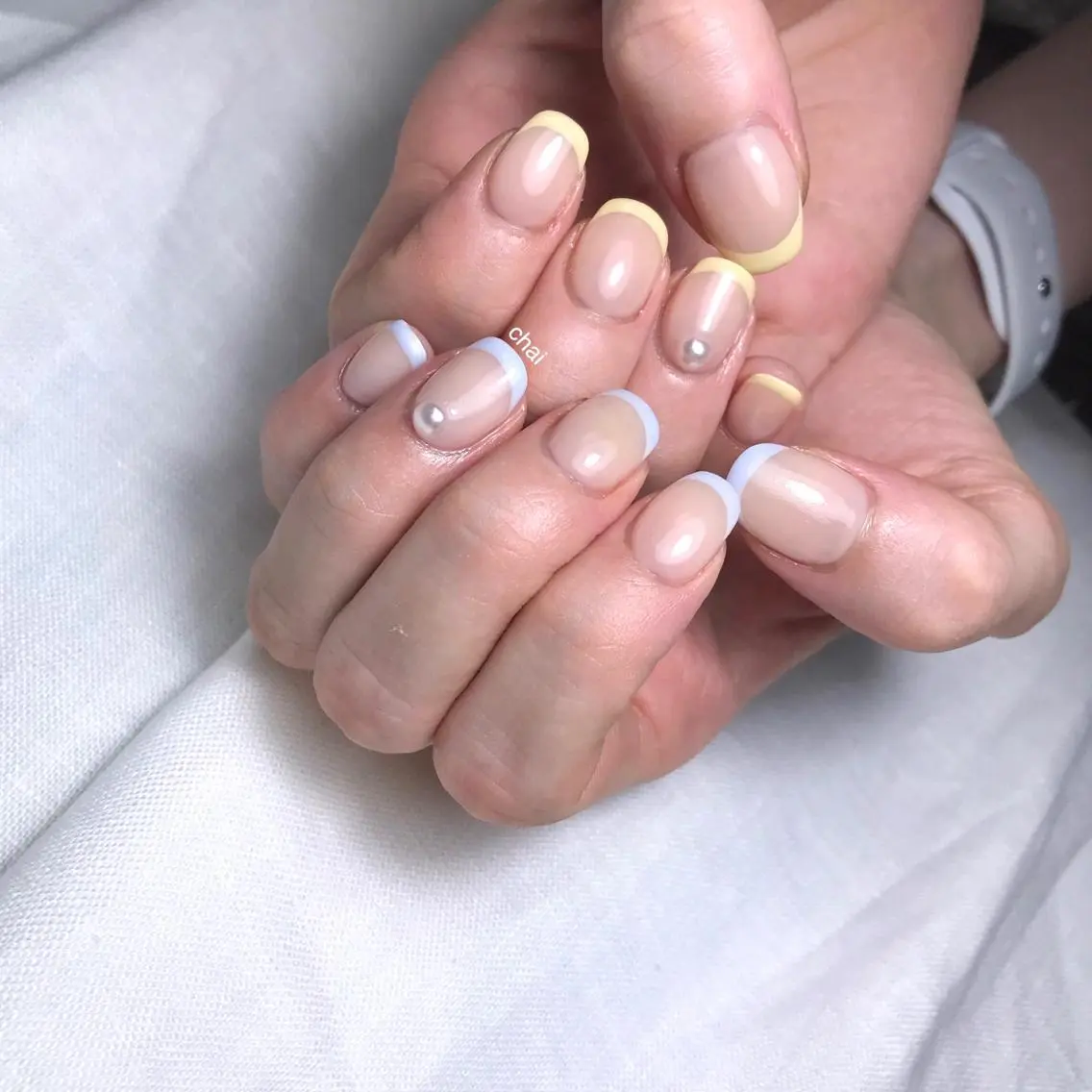 ネイル フレンチネイル ストーンネイル ハンドネイル chai nail _ai📍鶴橋/桃谷のネイルデザイン