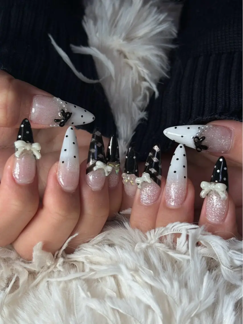 セミロング ハンドネイル Latte Nail 十三のネイルデザイン