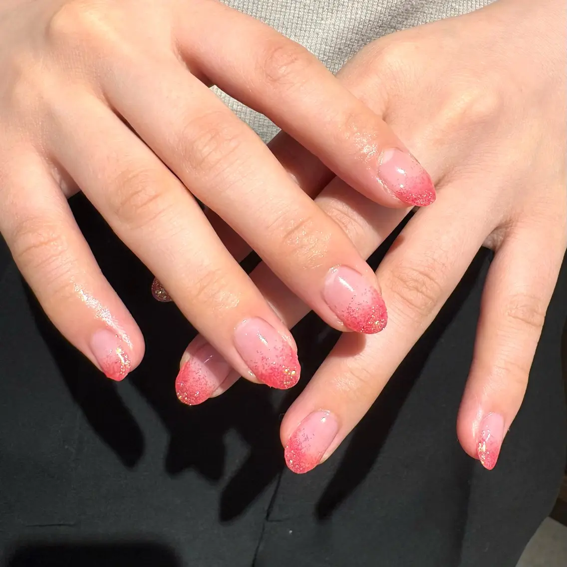 ネイル グラデーション ラメ(グリッター) ラメグラデーション HAILEY nail saronのネイルデザイン