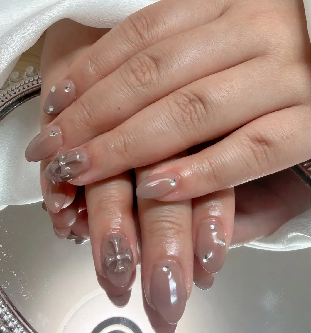 ネイル ハンドネイル IZUMI YUKIのネイルデザイン