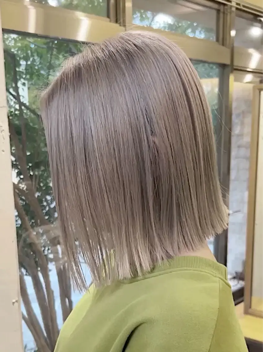ミディアム カット ヘアカラー トリートメント 北嶋 彩乃のヘアスタイル