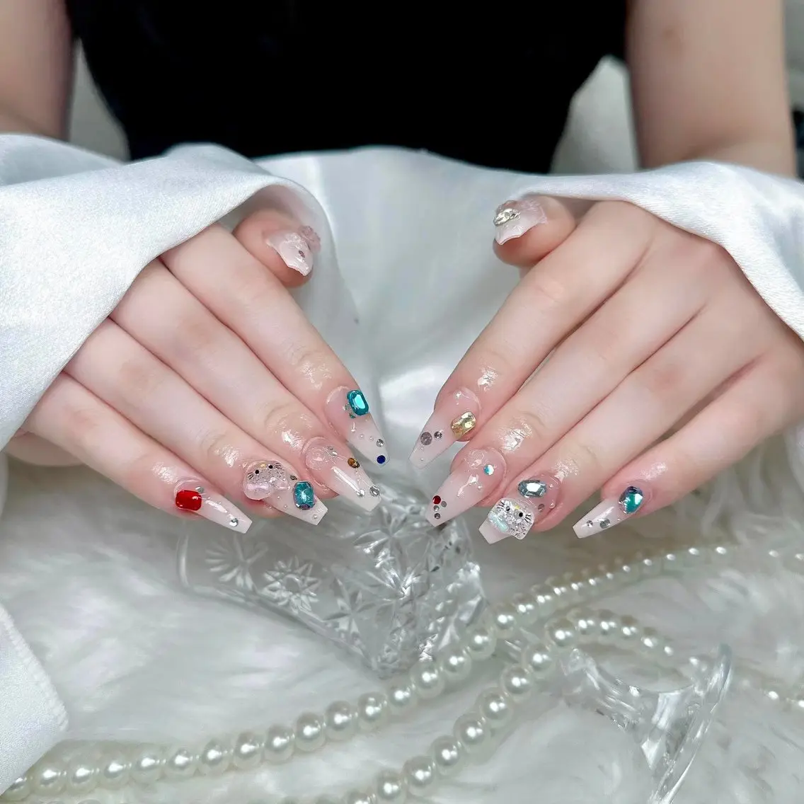ネイル アートネイル 持ち込み ハンドネイル ハンドケア Dyo Nailのネイルデザイン