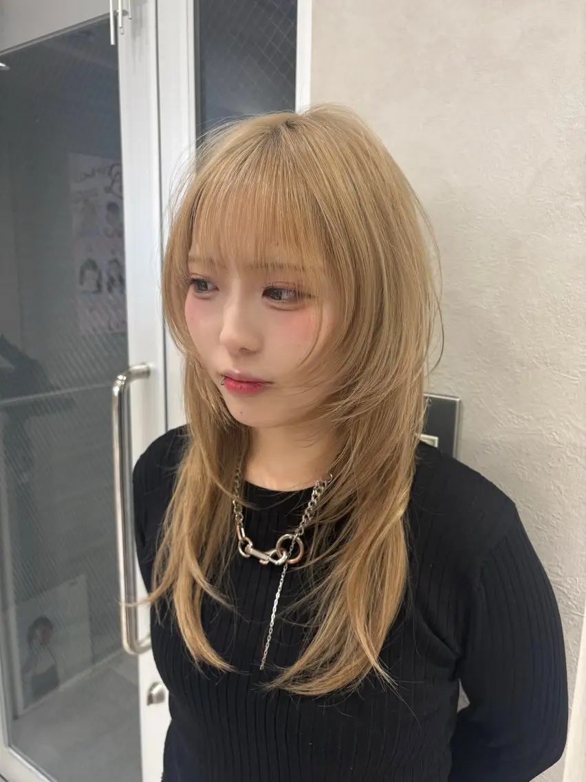 セミロング ハッシュカット ハイレイヤー レイヤーカット Yuta✂︎ 韓国レイヤー🪽のヘアスタイル