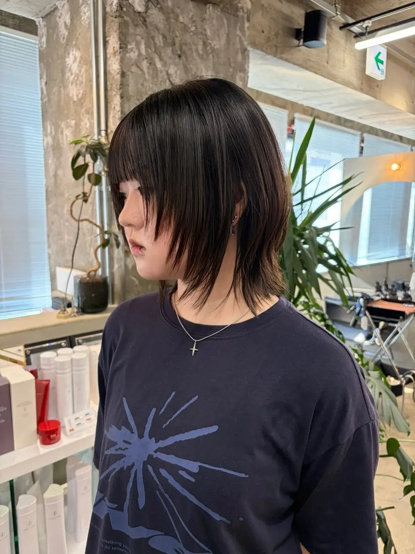 ミディアム カット アライ レンカのヘアスタイル
