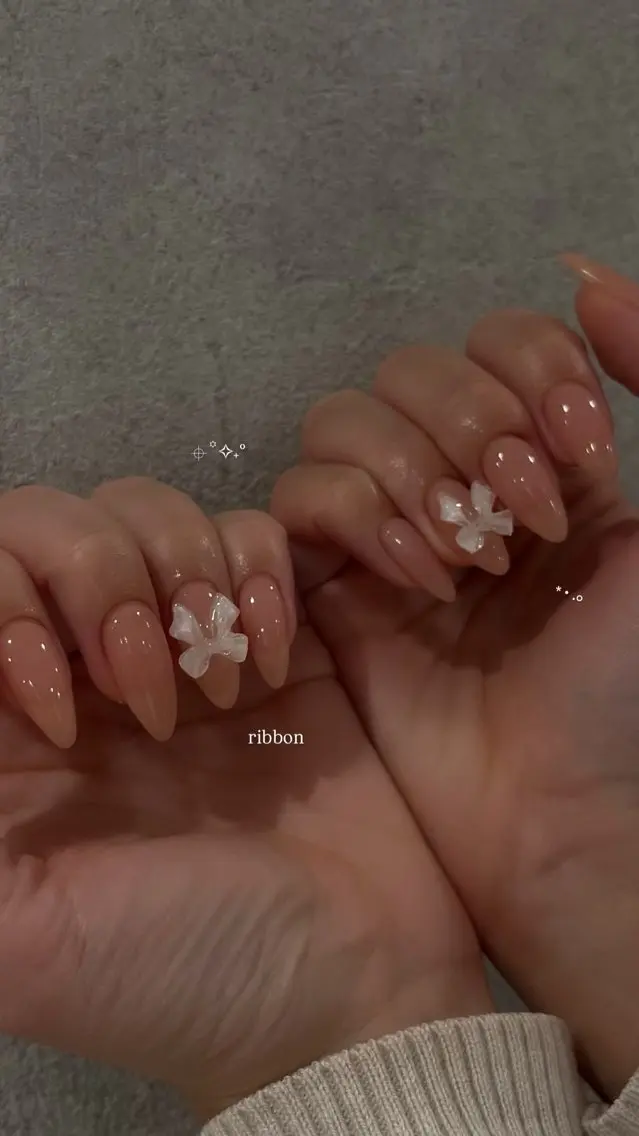 ネイル ハンドネイル prunelle .のネイルデザイン