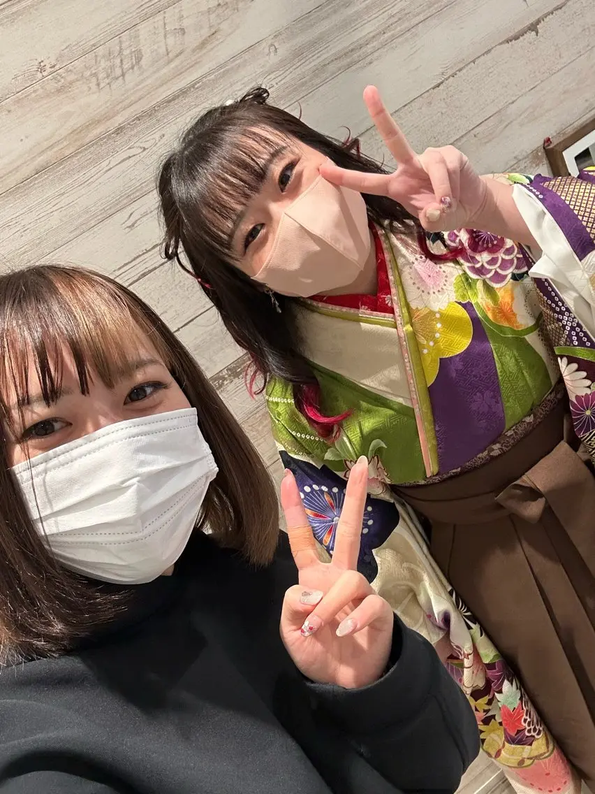 ロング カラー ヘアアレンジ 卒業式のヘアスタイル 髪質改善/縮毛矯正 ツヤ髪🩷さつきのヘアスタイル