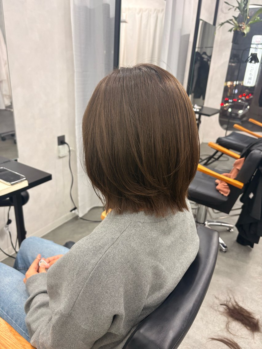 ミディアム カラー ブリーチ 透明感カラー ダブルカラー イルミナカラー ブリーチなしカラー カット ヘアカラー LIV My【マイ】 艶カラー/髪質改善のヘアスタイル