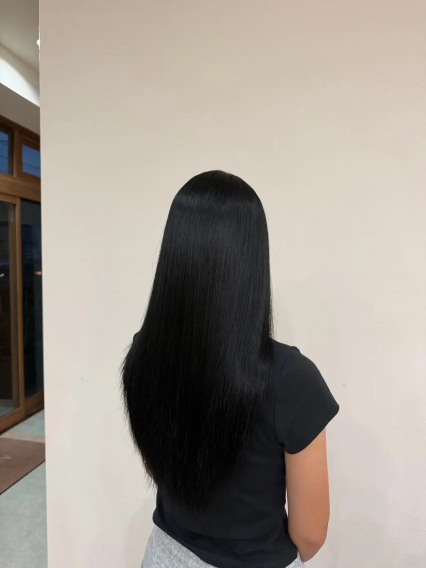ロング 綾香/暗髪 /透明感カラー💜のヘアスタイル