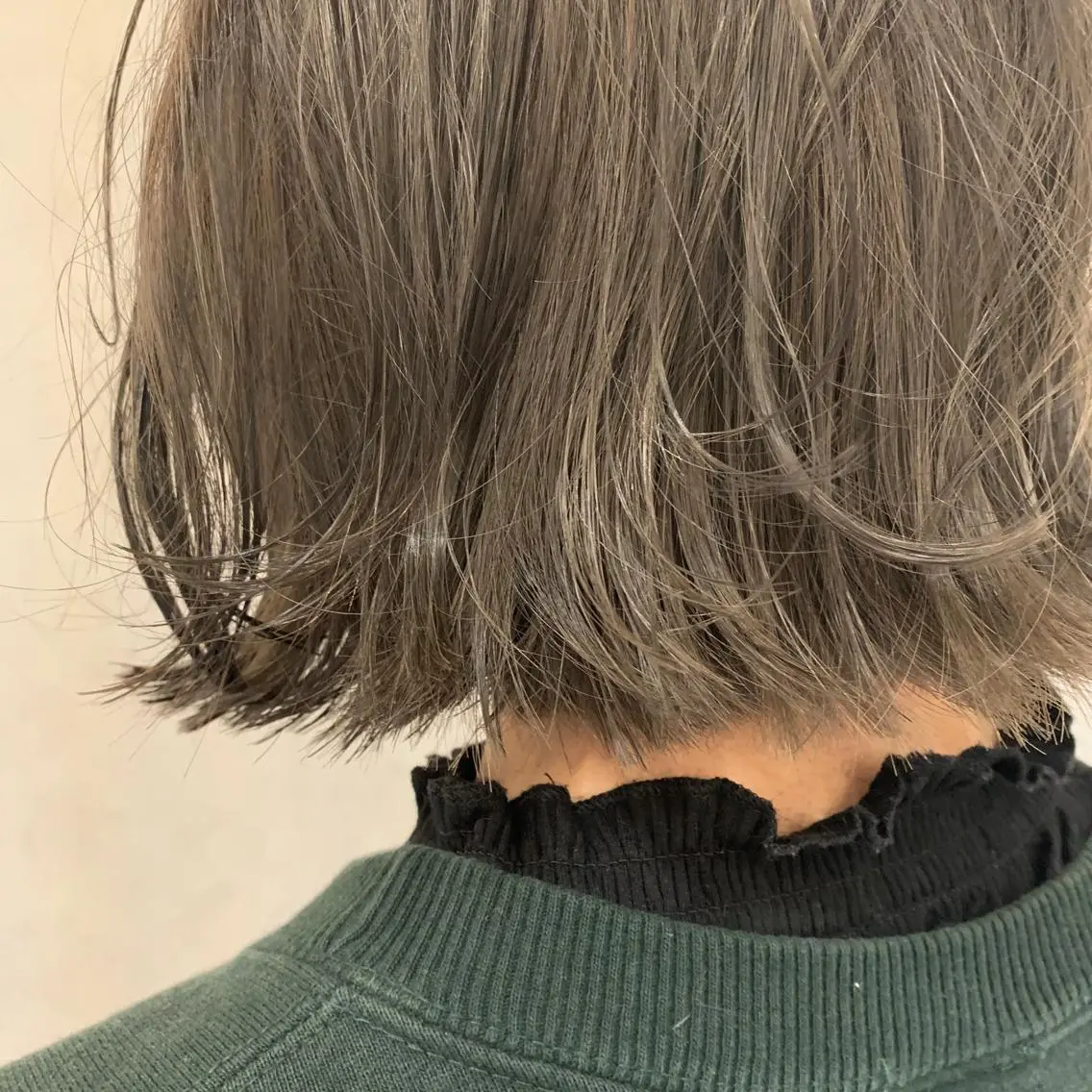 ミディアム カラー ヘアカラー トリートメント ︎︎🧸 ユリ ︎︎🧸のヘアスタイル