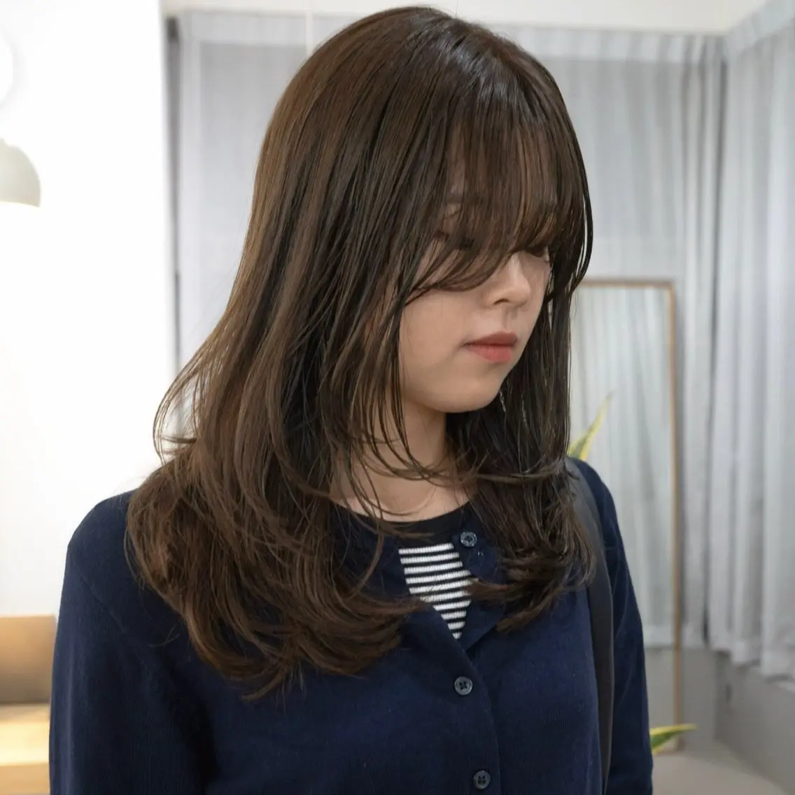 ロング カット ヘアカラー 古畑 愛美のヘアスタイル