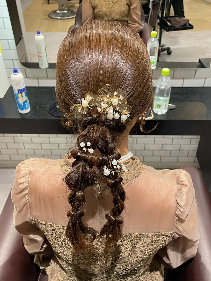 💍結婚式お呼ばれヘア💐の写真