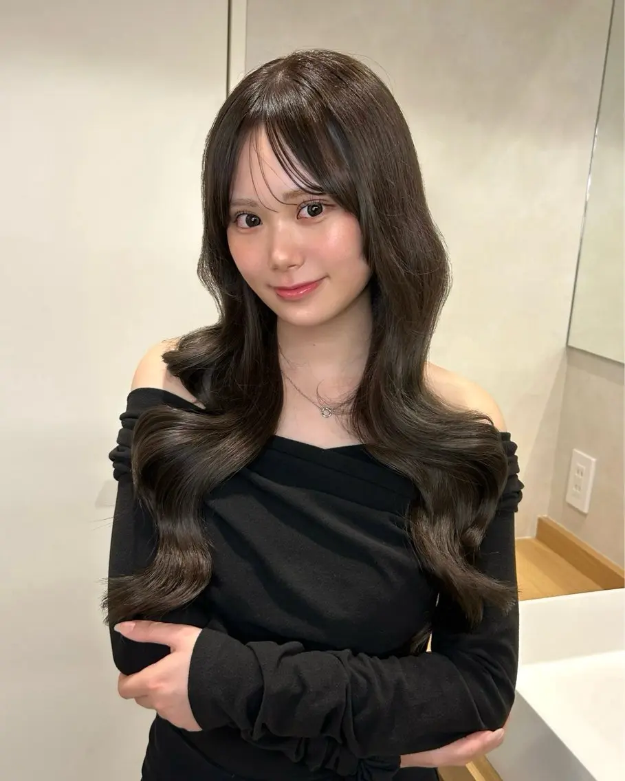 ロング カラー ヘアカラー トリートメント 透明感カラー🍯 髪質改善🫧 野々愛のヘアスタイル