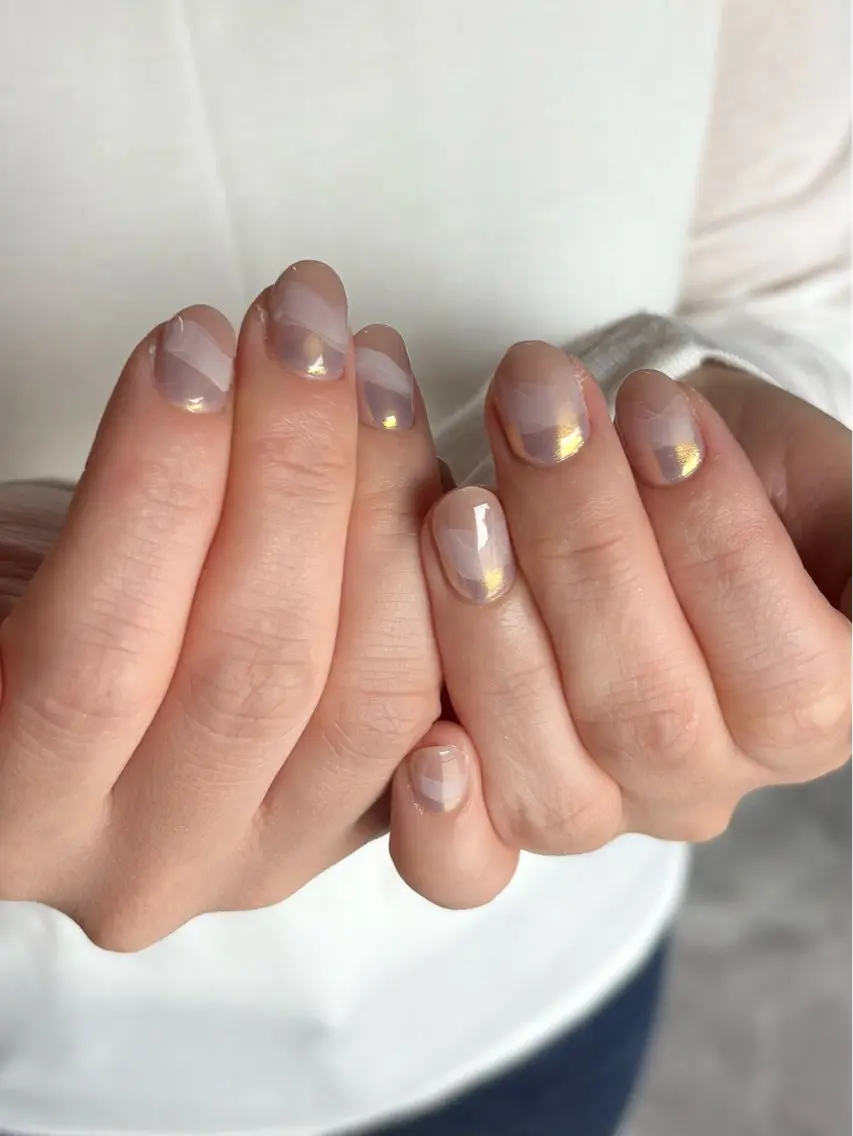 ネイル オーロラネイル ホワイト ハンドネイル rikako ˚⁎⁺のネイルデザイン