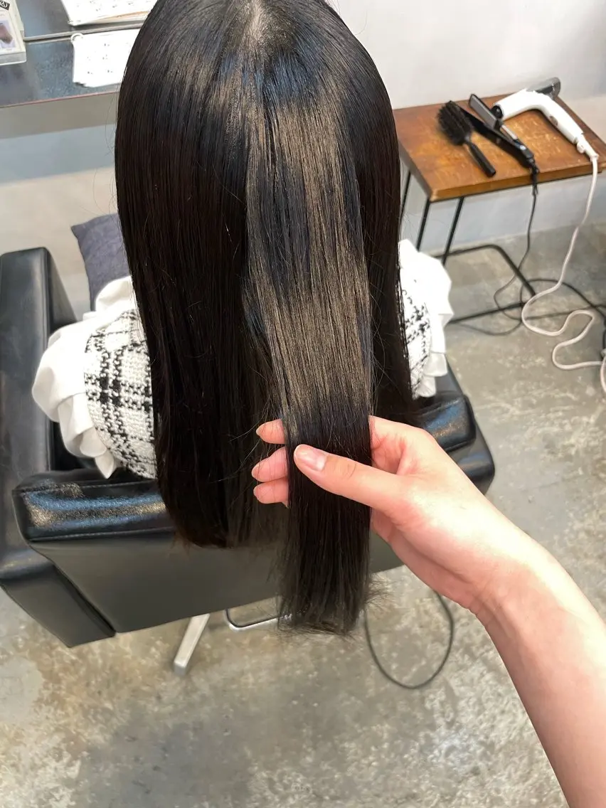ロング トリートメント cocoa🎀 透明感カラー/パーマのヘアスタイル