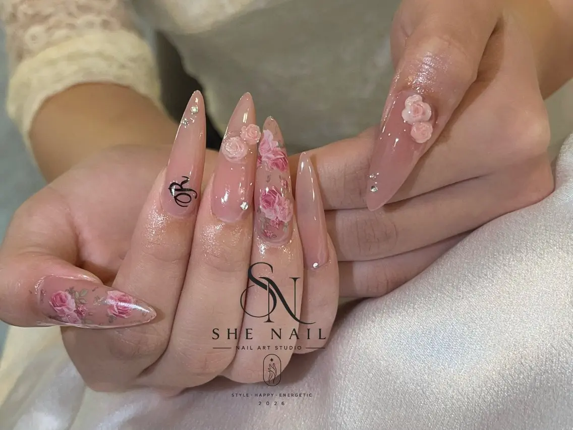 ネイル ハンドネイル 博多 SHE Nailのネイルデザイン