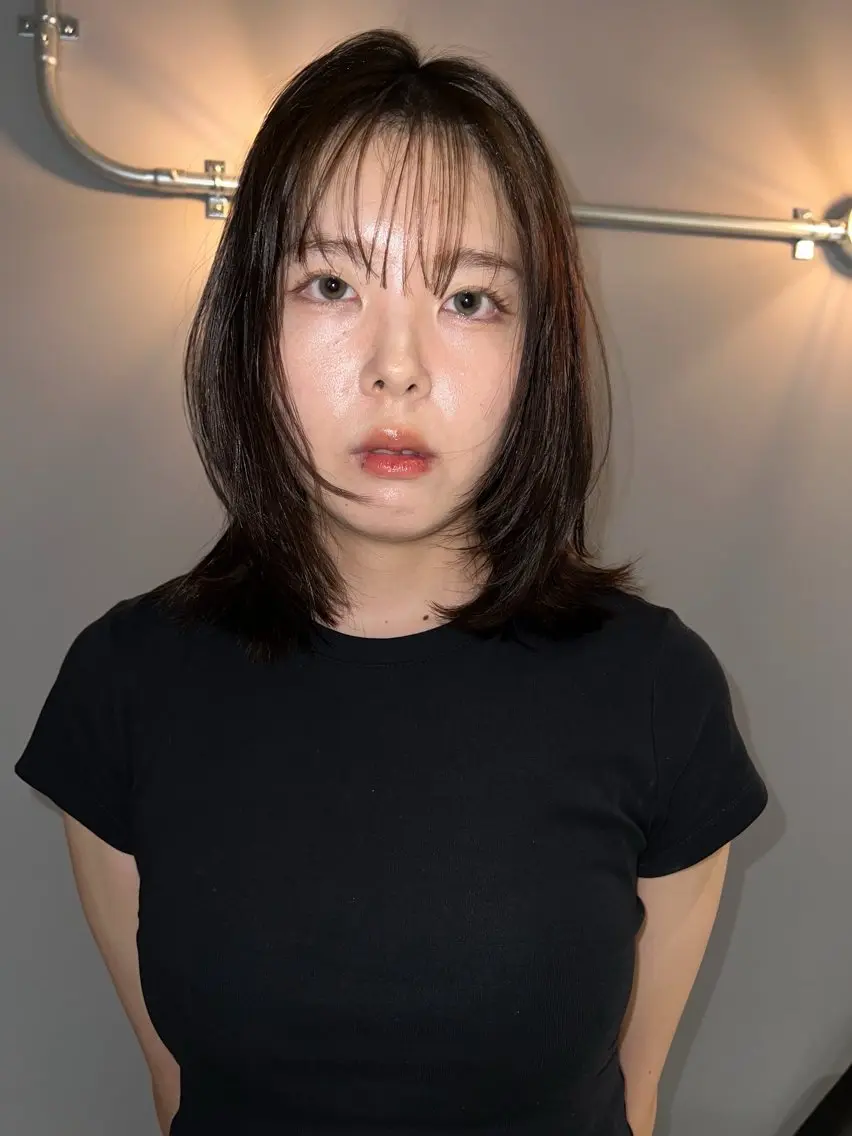 ミディアム カラー レイヤーカット 髪質改善ストレート yuseiのヘアスタイル