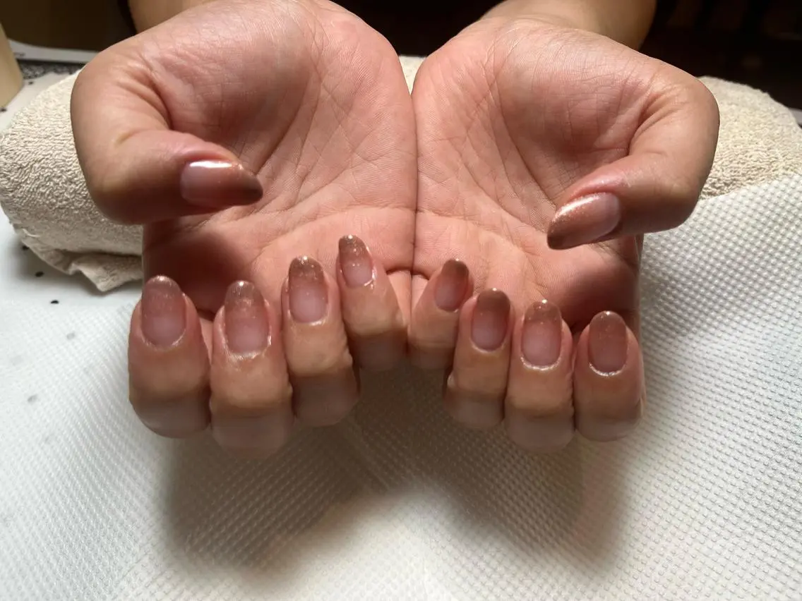 ネイル グラデーション anela 仁香のネイルデザイン