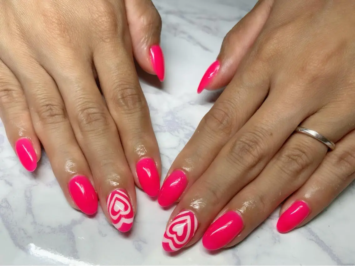 ネイル ハート ピンク Era nailのネイルデザイン