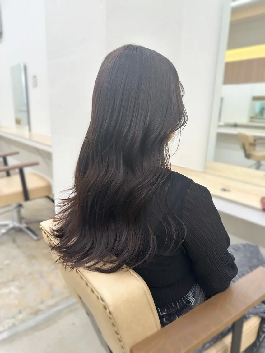 ロング カラー ベージュカラー 🌼透明感艶カラー オリーブ🌼河村咲のヘアスタイル