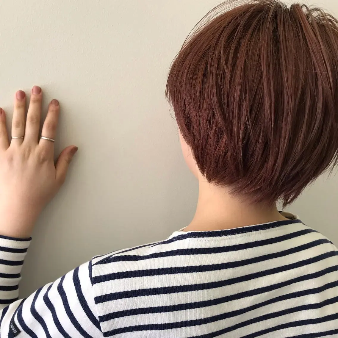 ショート カラー 貫洞 大介のヘアスタイル