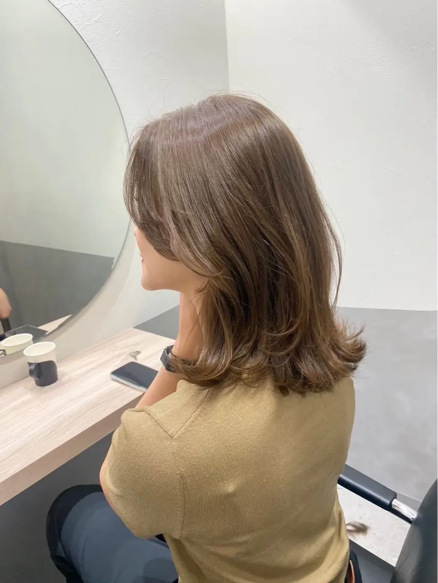 ミディアム カラー ベージュカラー 透明感カラー 🫧 YUZUKI 🫧のヘアスタイル