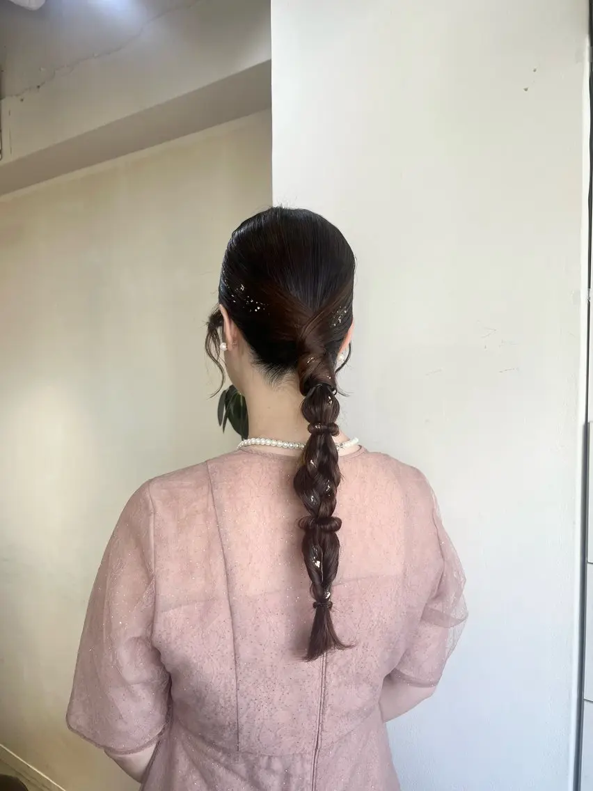 ロング 塩川ももこ/ 自然な縮毛矯正のヘアスタイル