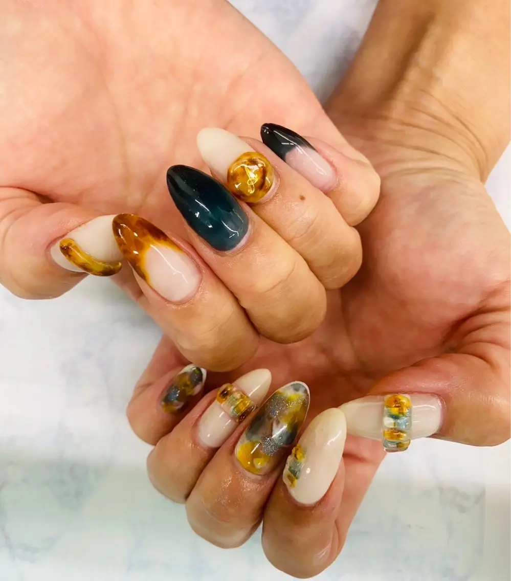 ネイル べっ甲ネイル ネイルサロン nail_upのネイルデザイン