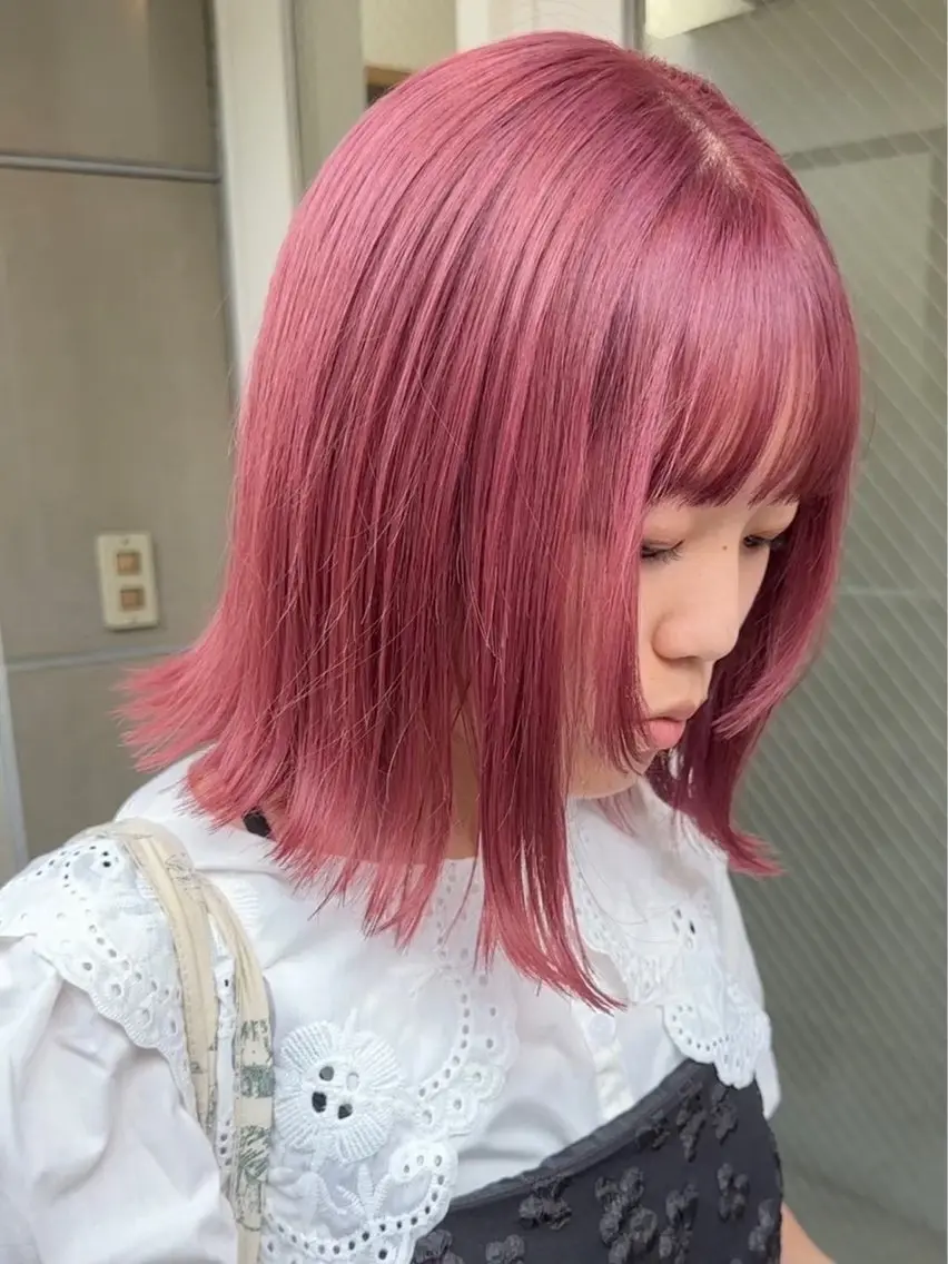 カラー ブリーチ ハイトーンカラー ピンクカラー ヘアカラー ブリーチ/推しカラー Hanaのヘアスタイル
