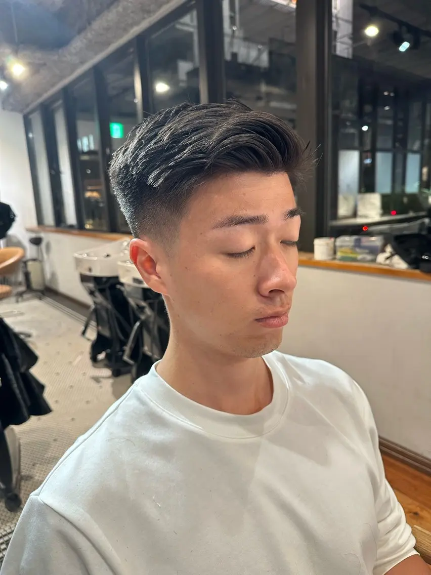 ショート 海外レイヤー鯉渕 【海外風メンズも◎】のヘアスタイル