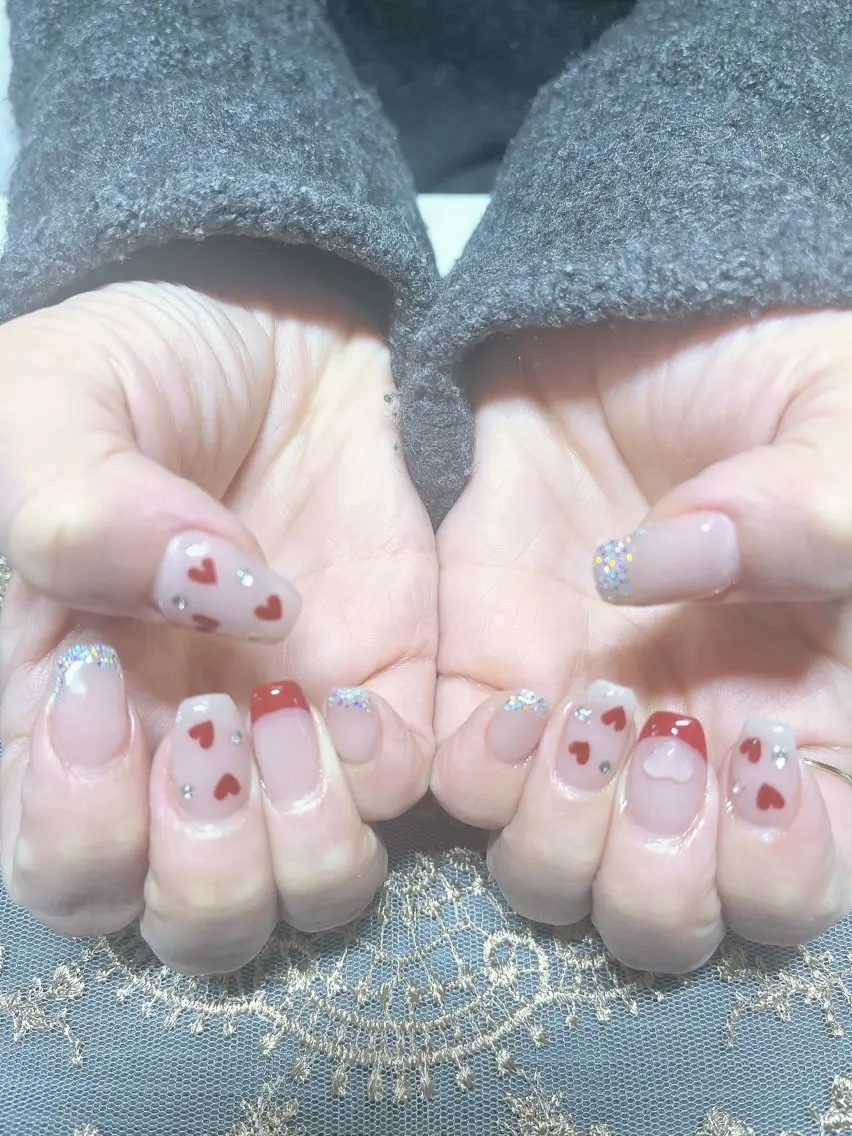 ネイル ハート 持ち込み 冬ネイル クリスマス レイレア ネイルルームのネイルデザイン