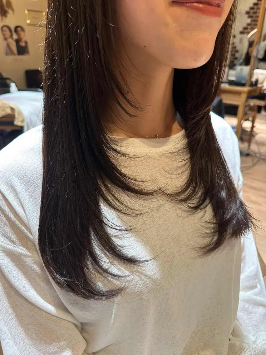 ロング レイヤーカット 奥村 愛彩のヘアスタイル