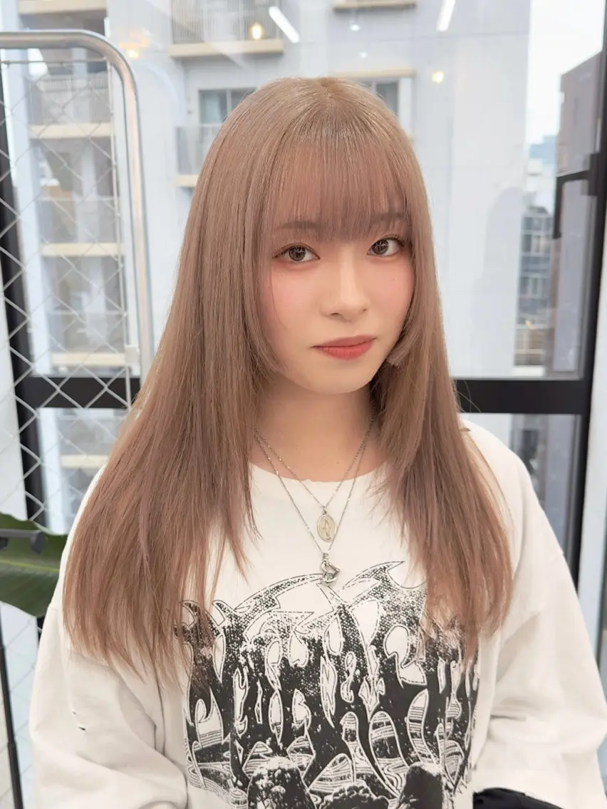 セミロング 姫カット レイヤーカット おくれ毛 カット ヘアカラー トリートメント 🤍ムラ修正ブリーチ 🤍原宿/YUUのヘアスタイル